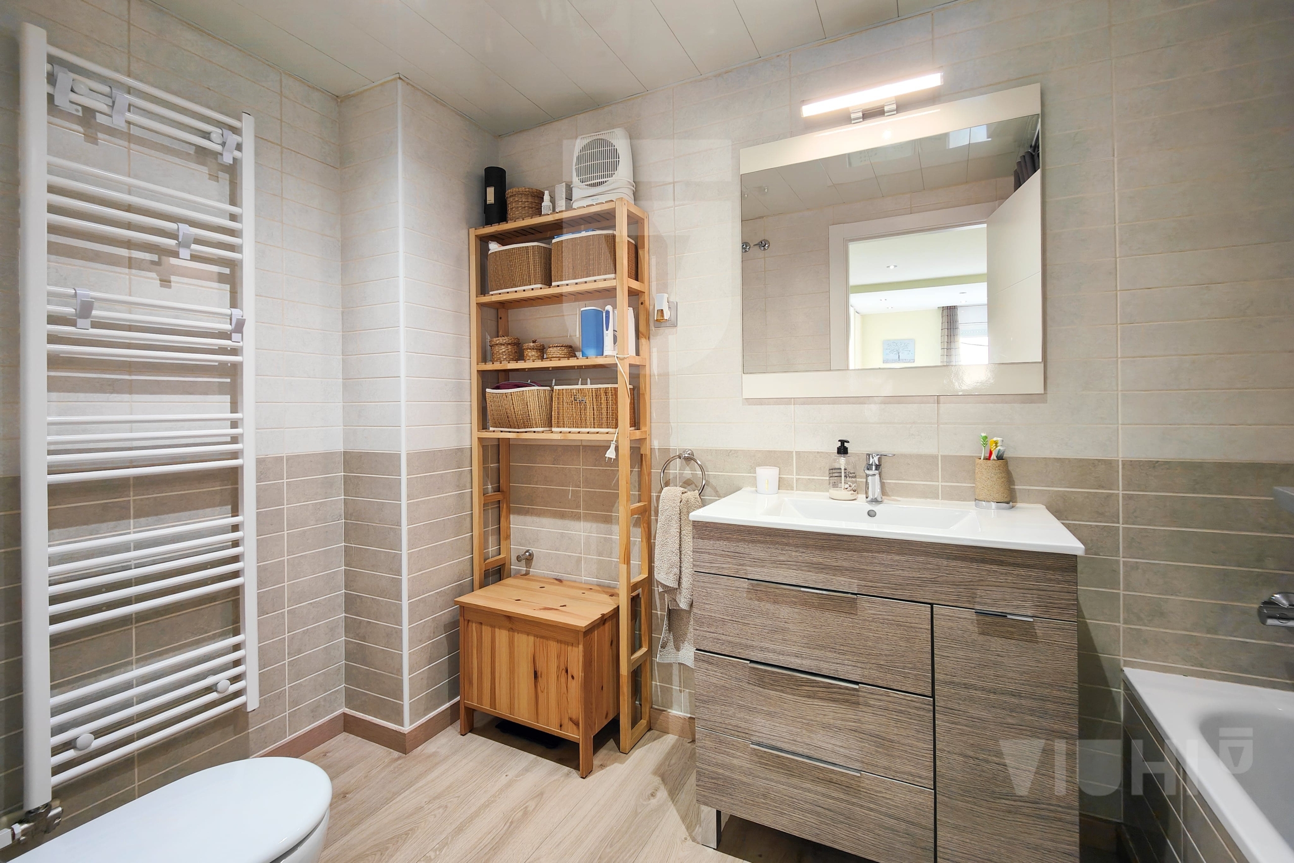 VIUHI – MONTGAT_Carrer Badalona-41-min-min